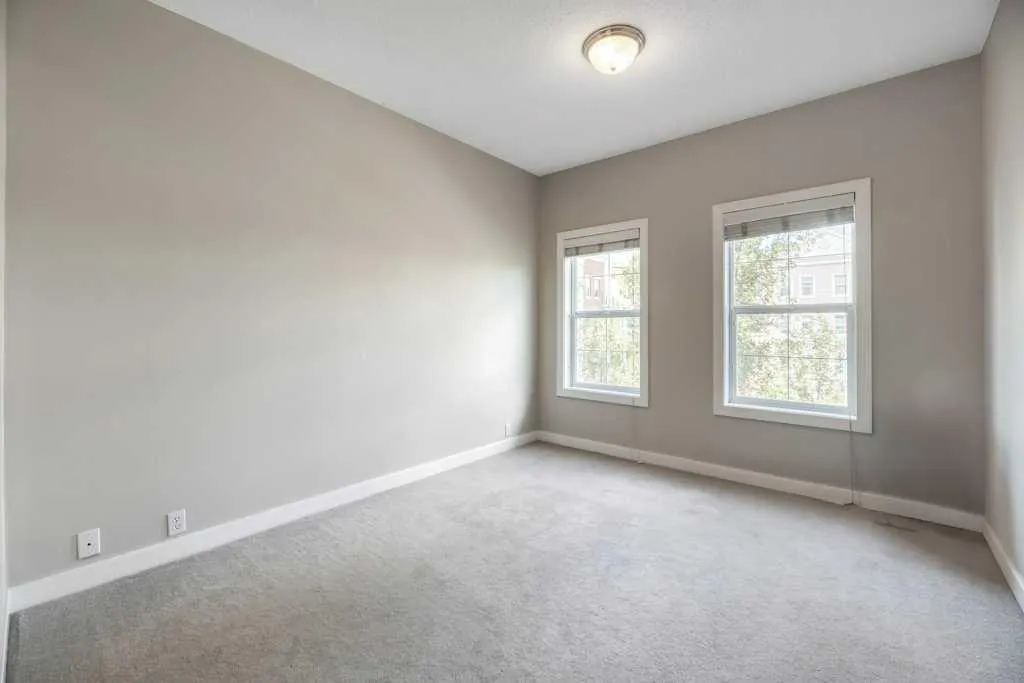 5605 Henwood Street SW, #3209
