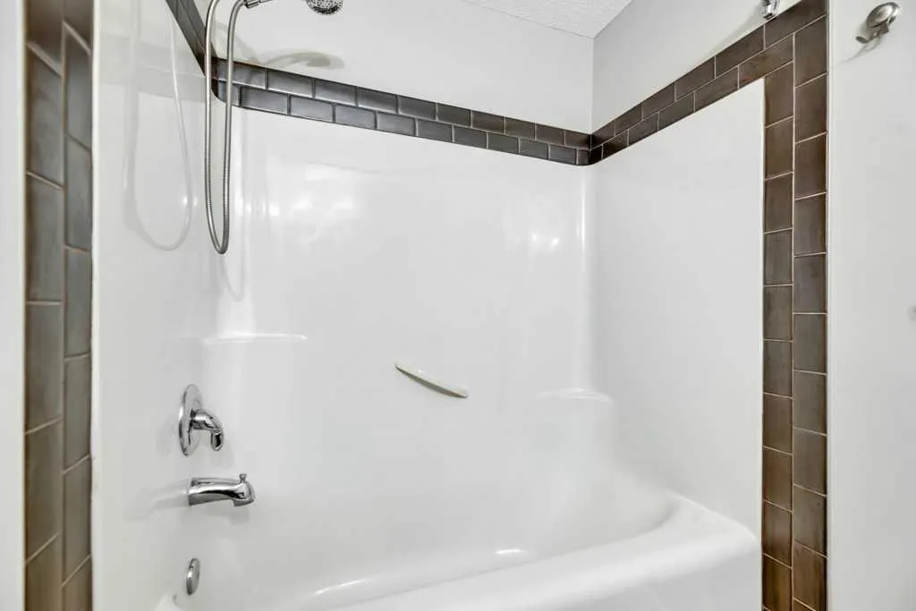 5605 Henwood Street SW, #3209