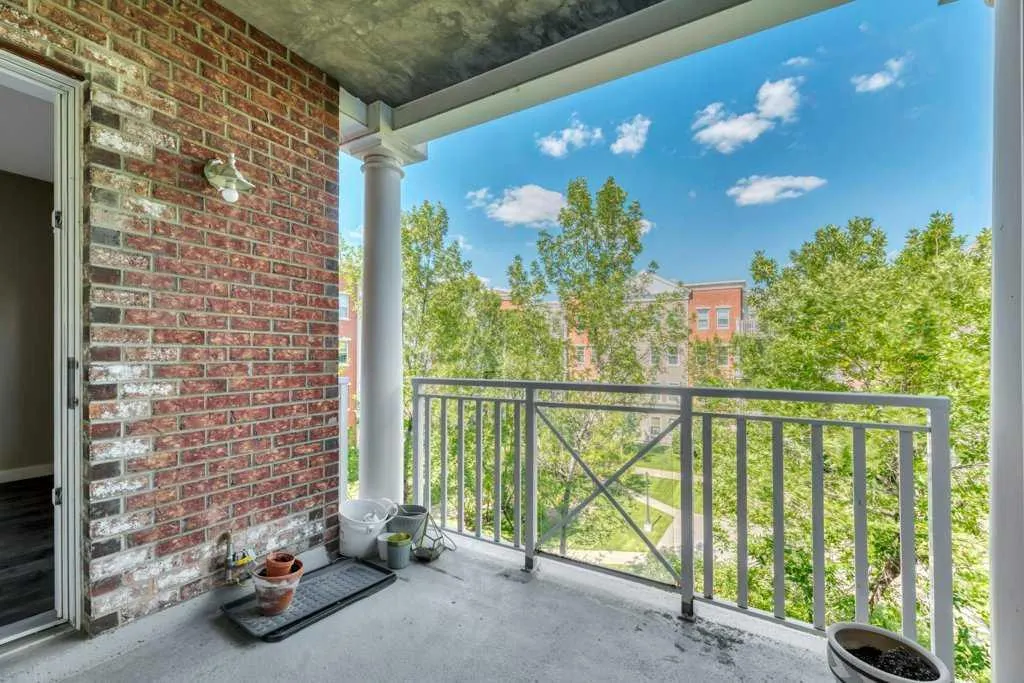 5605 Henwood Street SW, #3209