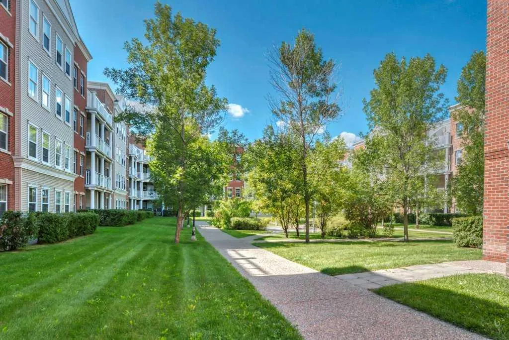 5605 Henwood Street SW, #3209