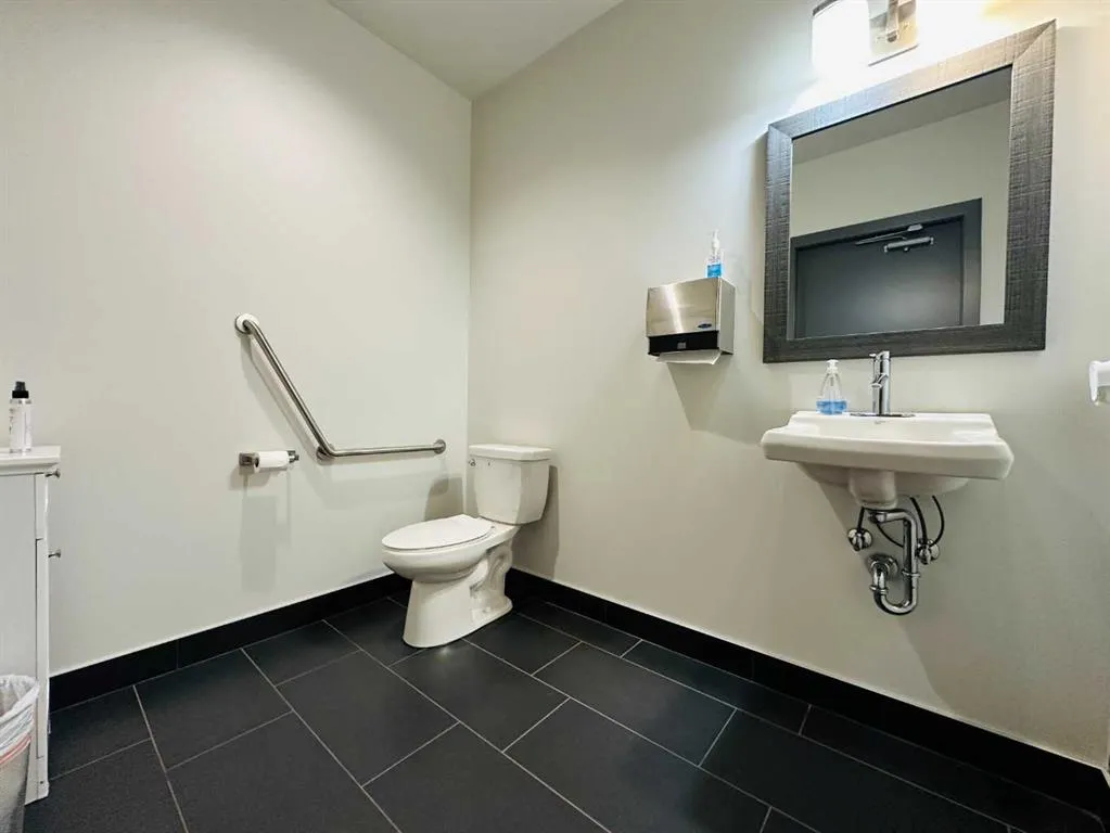 10514 67 Avenue, #204