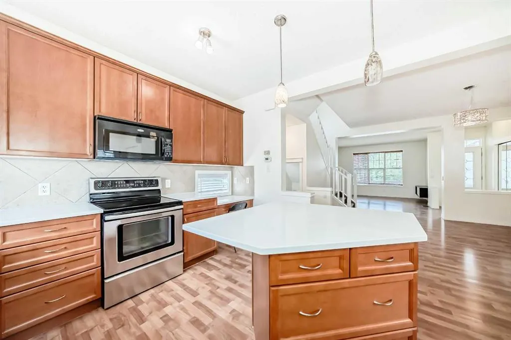 23 Auburn Bay Manor SE