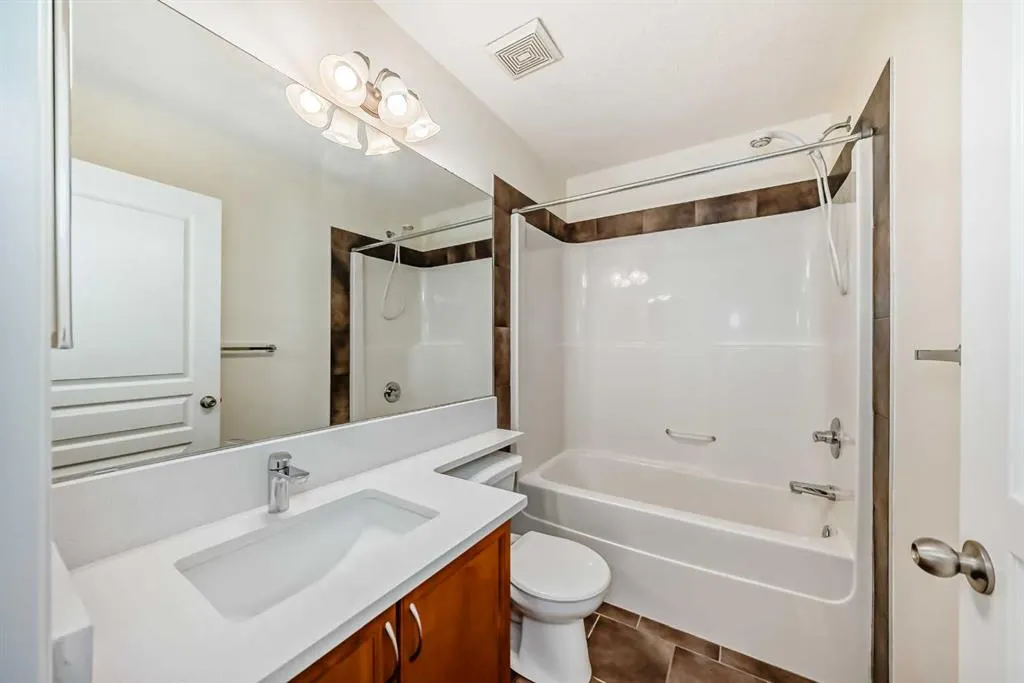 23 Auburn Bay Manor SE
