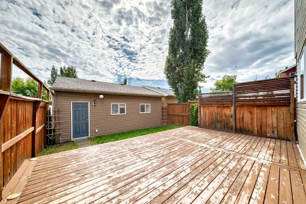 23 Auburn Bay Manor SE