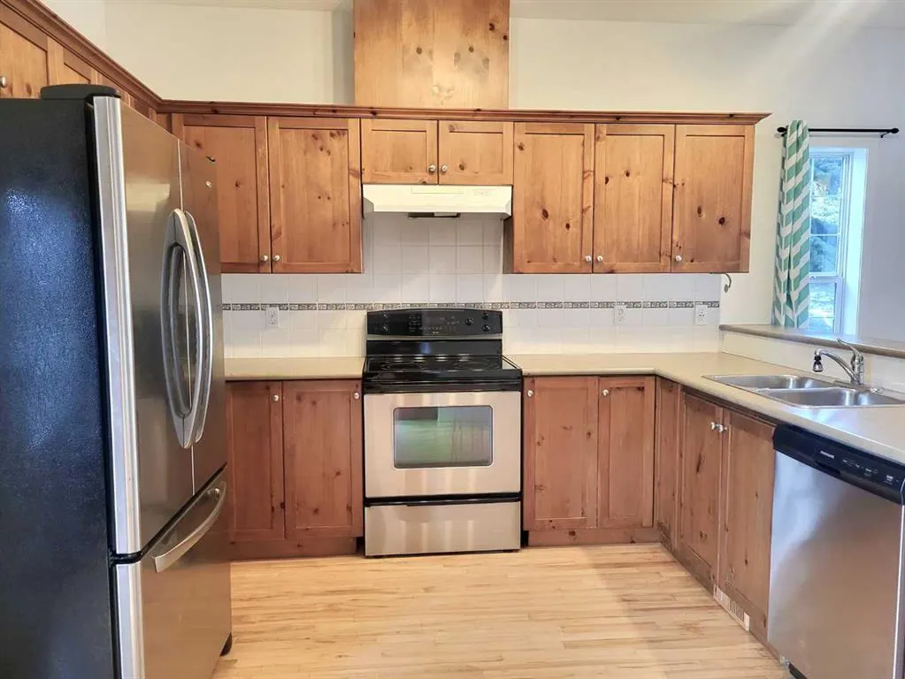 2001 Luxstone Boulevard NW, #504