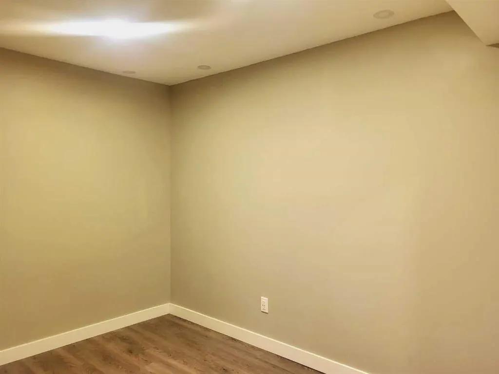 2001 Luxstone Boulevard NW, #504