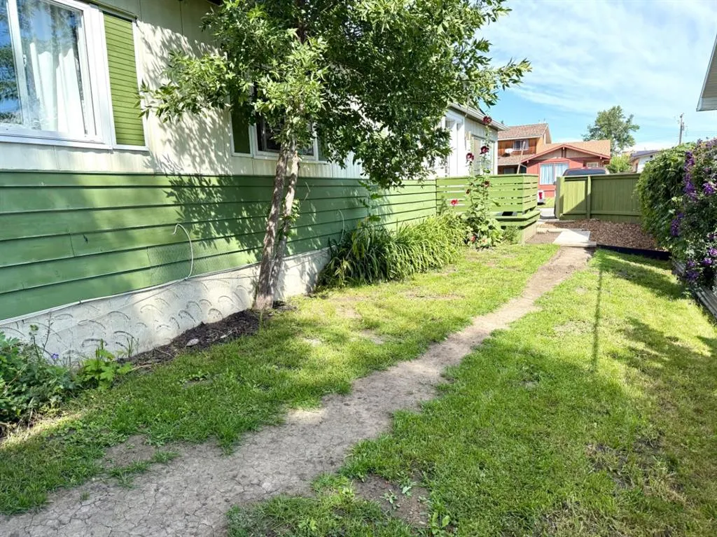 29 7 Avenue SE
