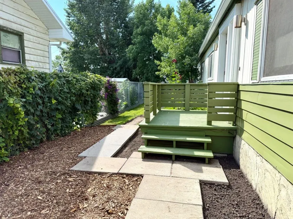 29 7 Avenue SE