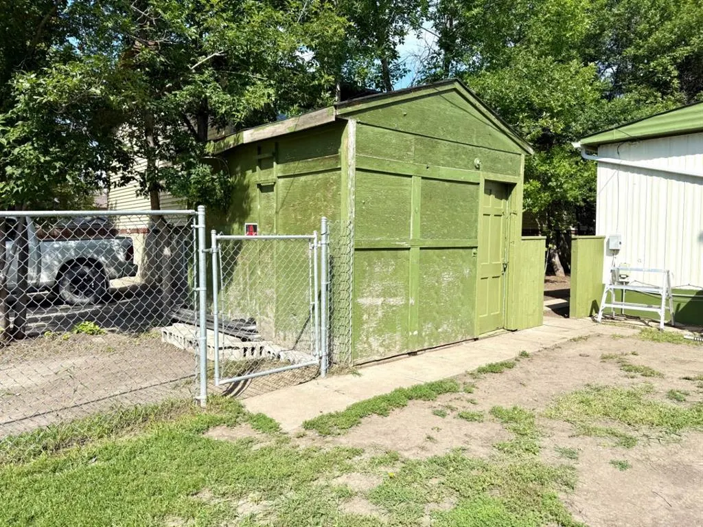 29 7 Avenue SE