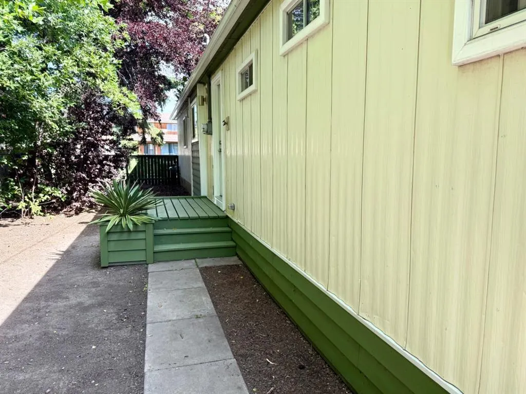 29 7 Avenue SE