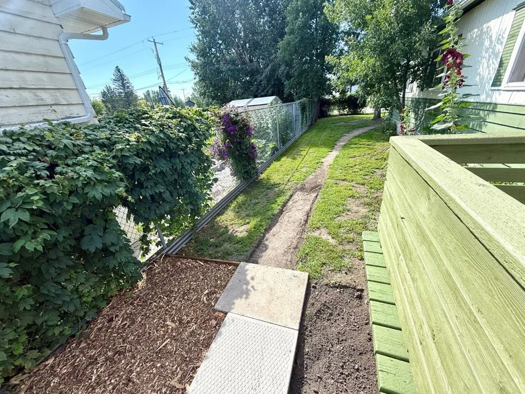 29 7 Avenue SE