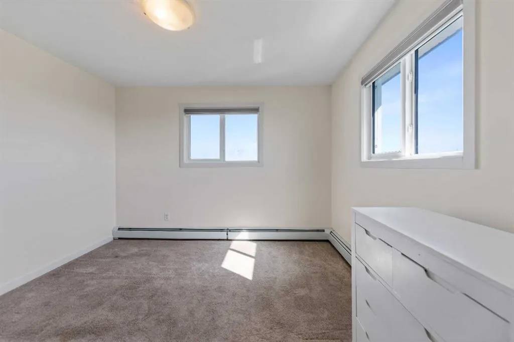 181 Skyview Ranch Manor NE, #2401