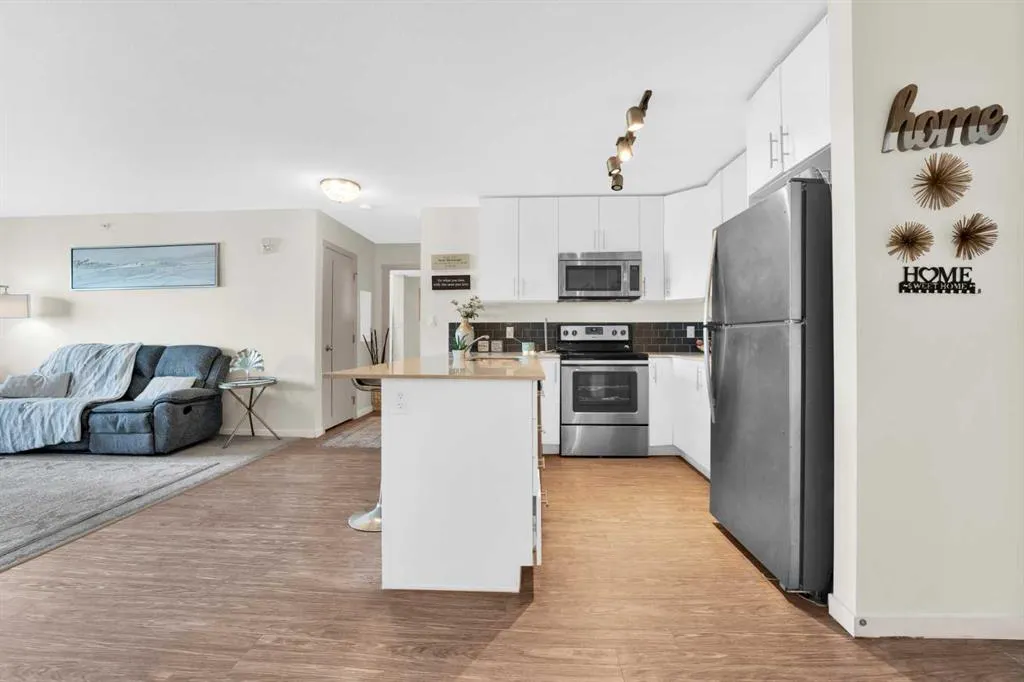 181 Skyview Ranch Manor NE, #2401