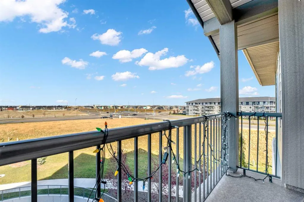 181 Skyview Ranch Manor NE, #2401