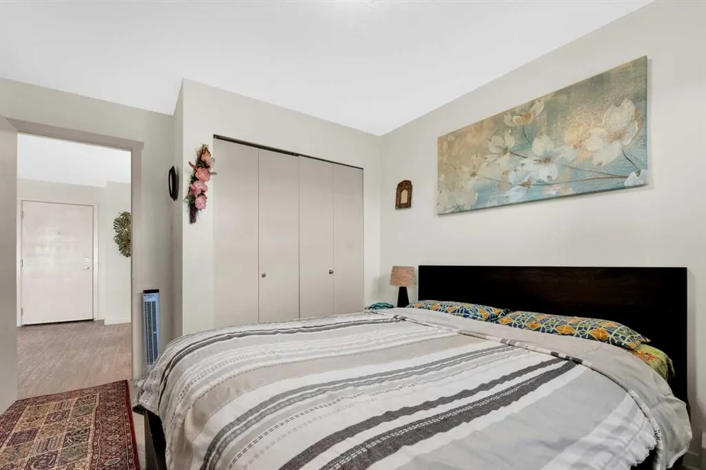 181 Skyview Ranch Manor NE, #2401