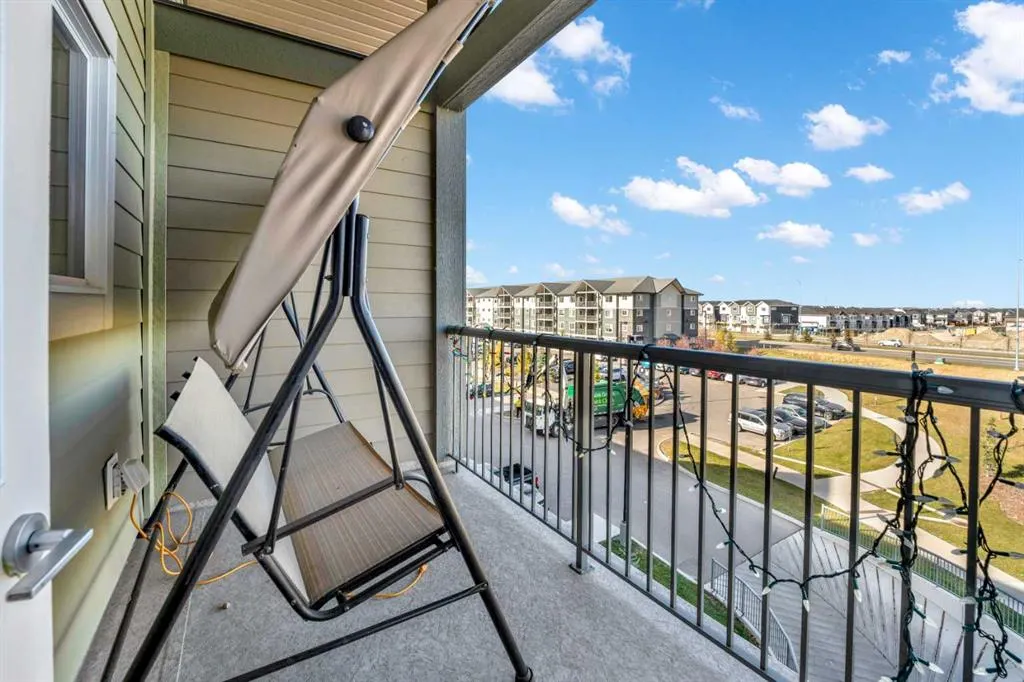 181 Skyview Ranch Manor NE, #2401