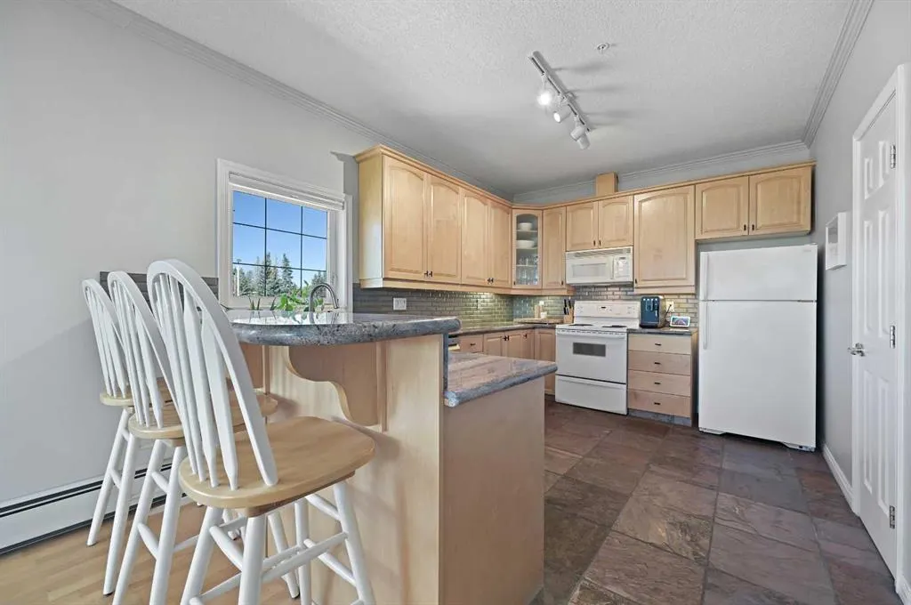 495 78 Avenue SW, #301