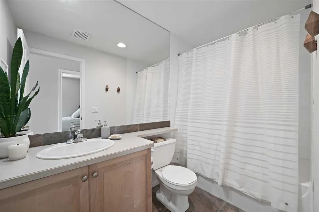 495 78 Avenue SW, #301