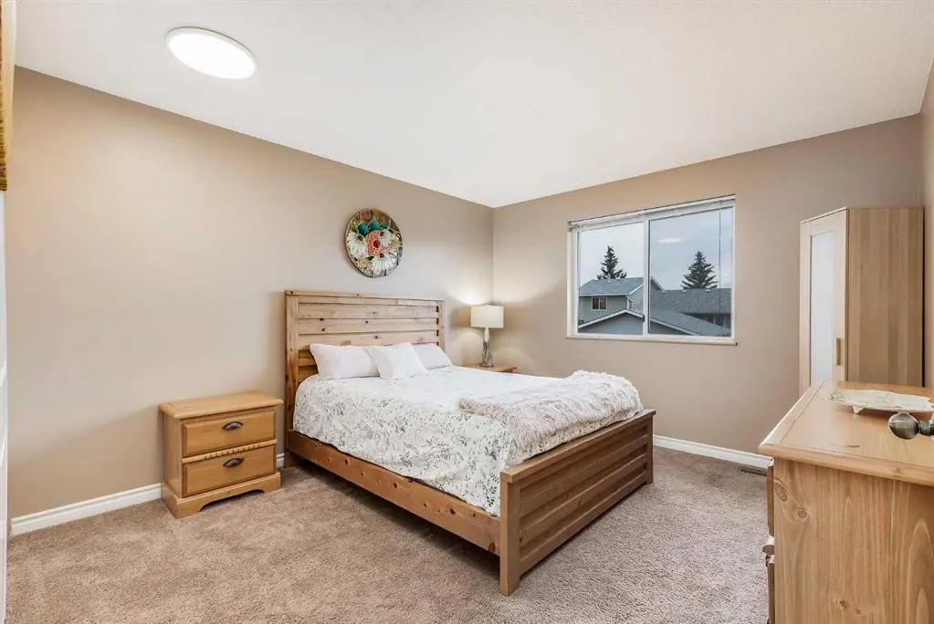 19 Martinwood Court NE