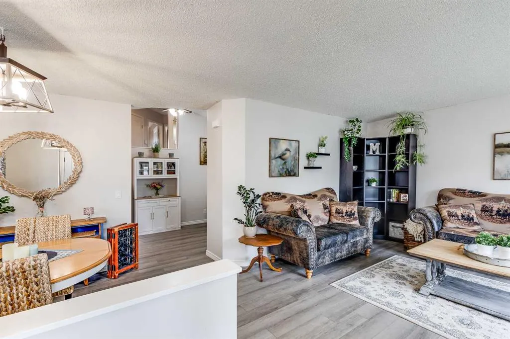 19 Martinwood Court NE