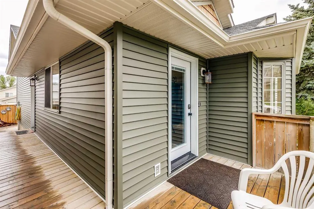19 Martinwood Court NE
