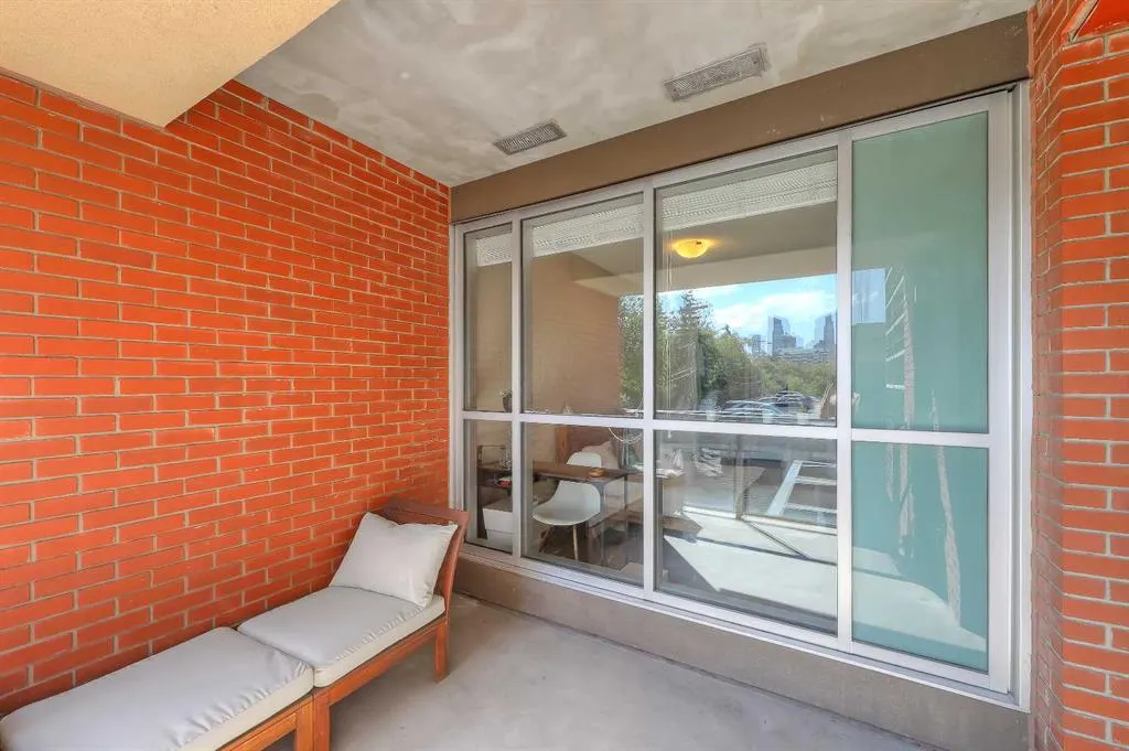 1110 3 Avenue NW, #208