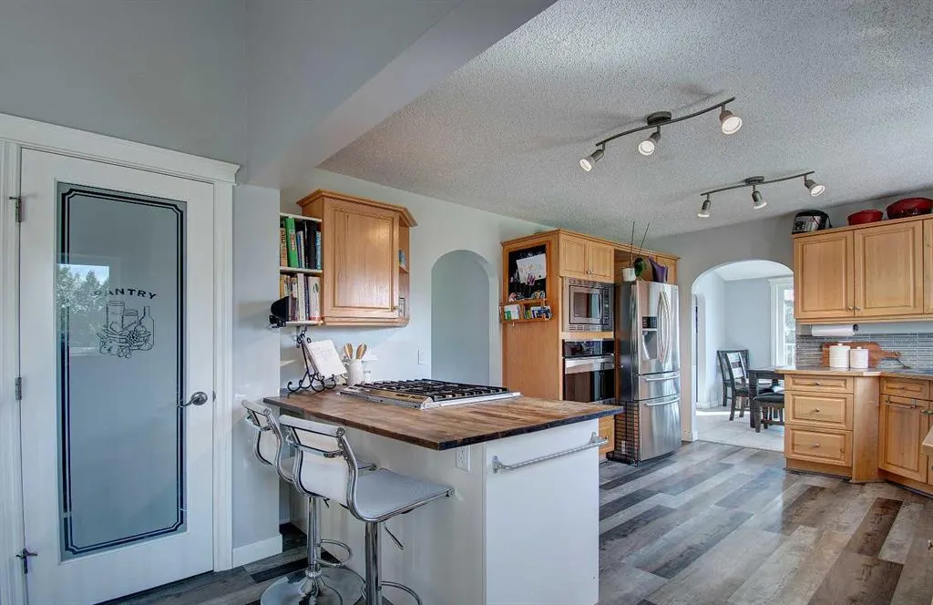 104 Hill Spring Meadows