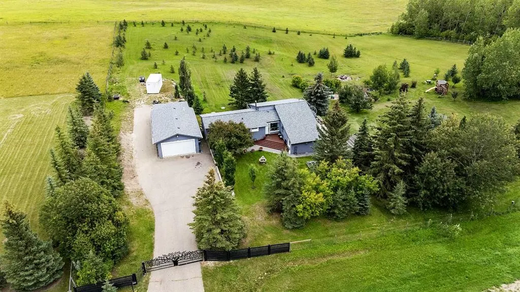 104 Hill Spring Meadows