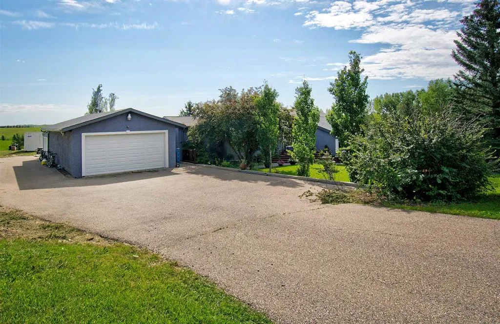 104 Hill Spring Meadows