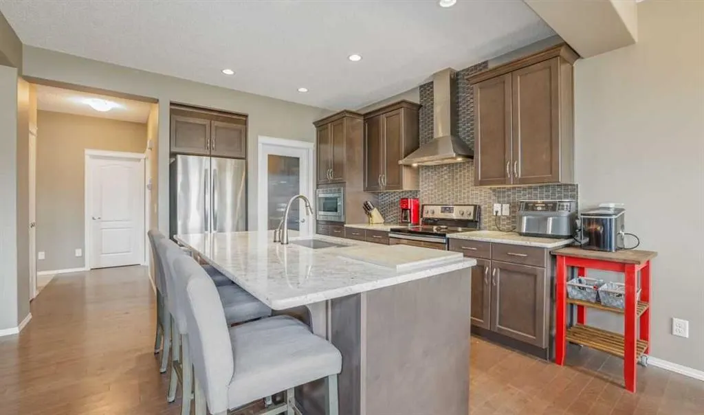 44 Nolancrest Green NW