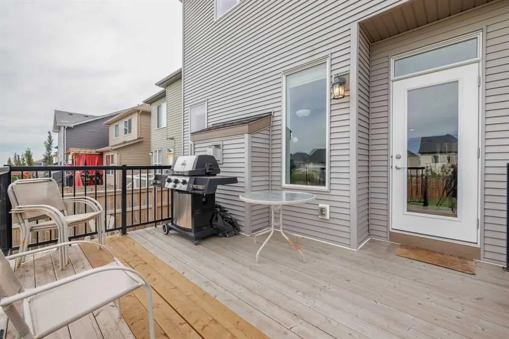 44 Nolancrest Green NW