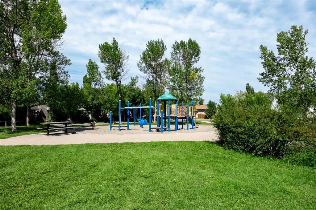 8 prestwick pond Terrace SE, #414