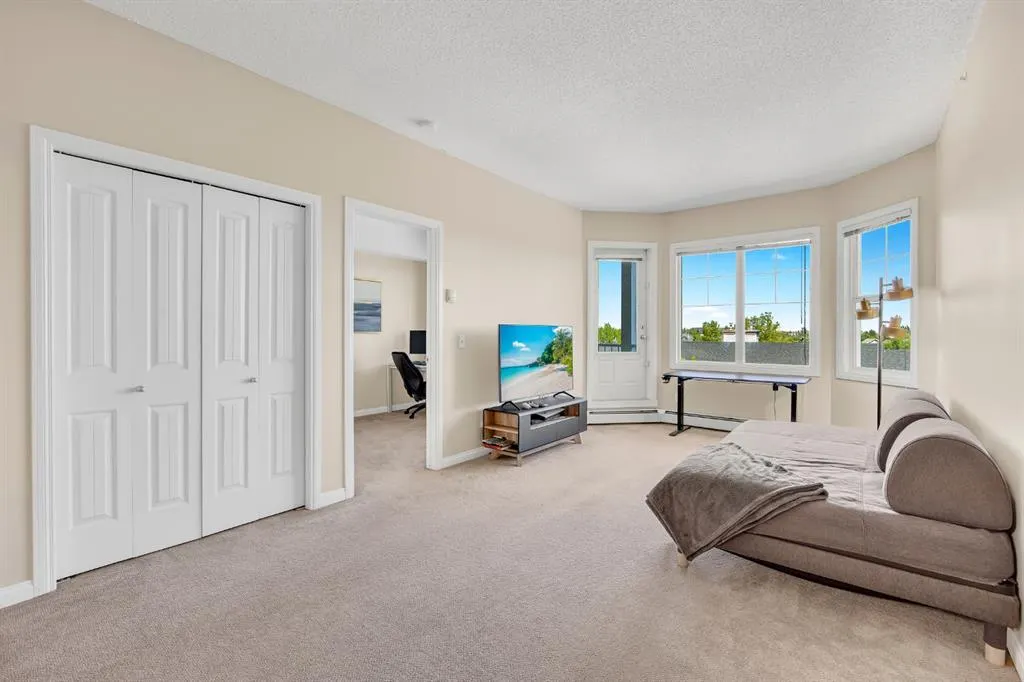 8 prestwick pond Terrace SE, #414