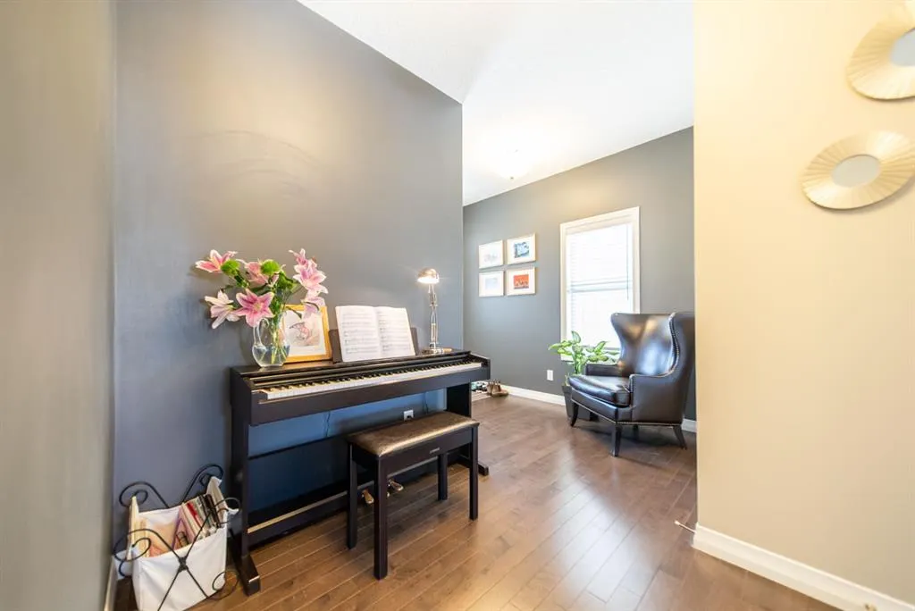 98 Mahogany Passage SE