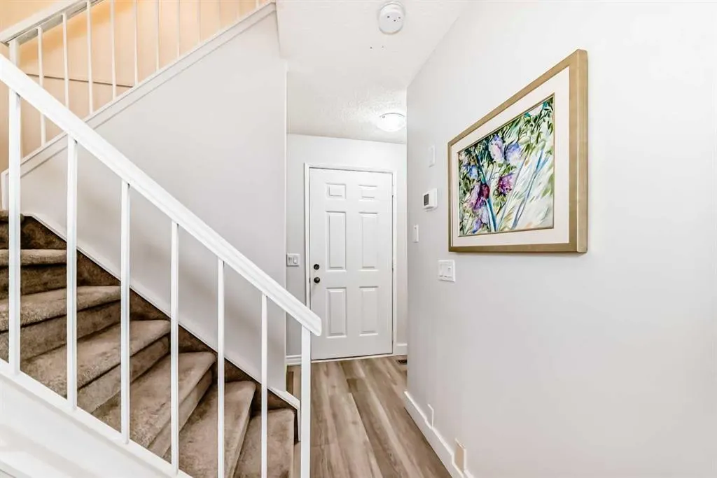 28 Berwick Crescent NW, #16