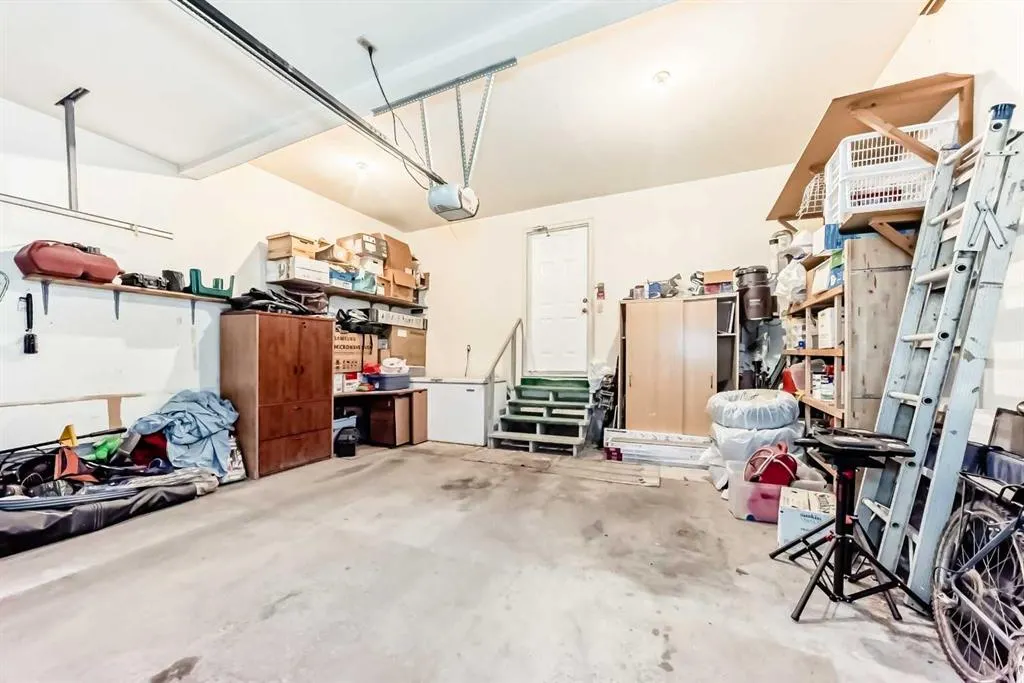 28 Berwick Crescent NW, #16