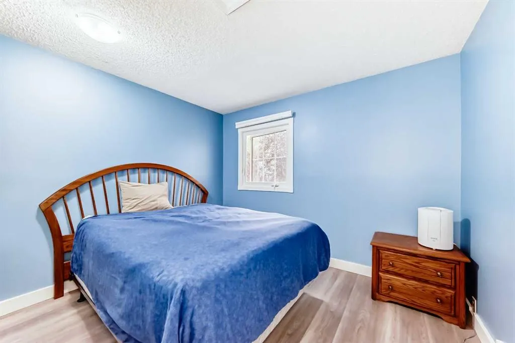 28 Berwick Crescent NW, #16