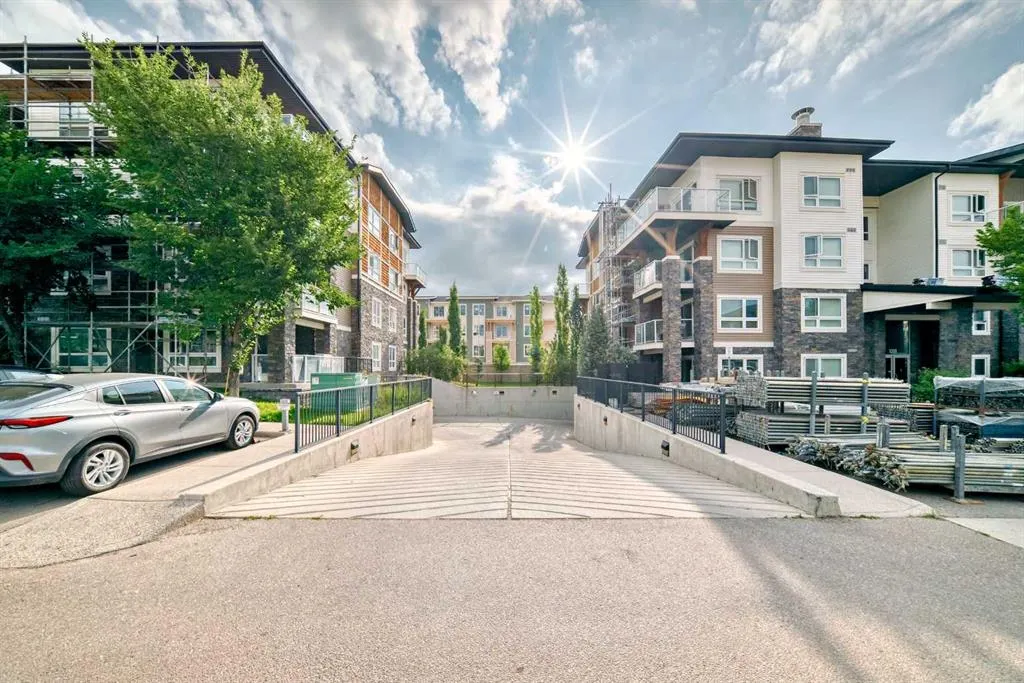 240 Skyview Ranch Road NE, #2101