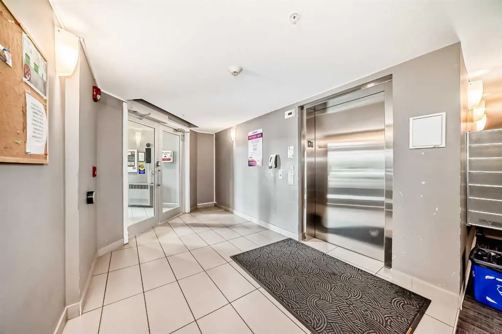 240 Skyview Ranch Road NE, #2101