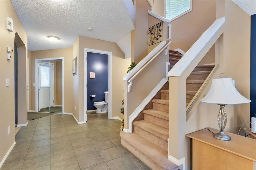 15 Saddletree Drive NE