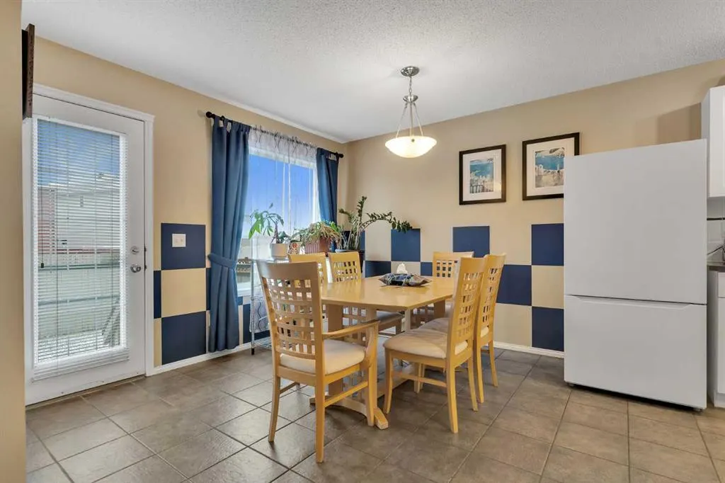 15 Saddletree Drive NE