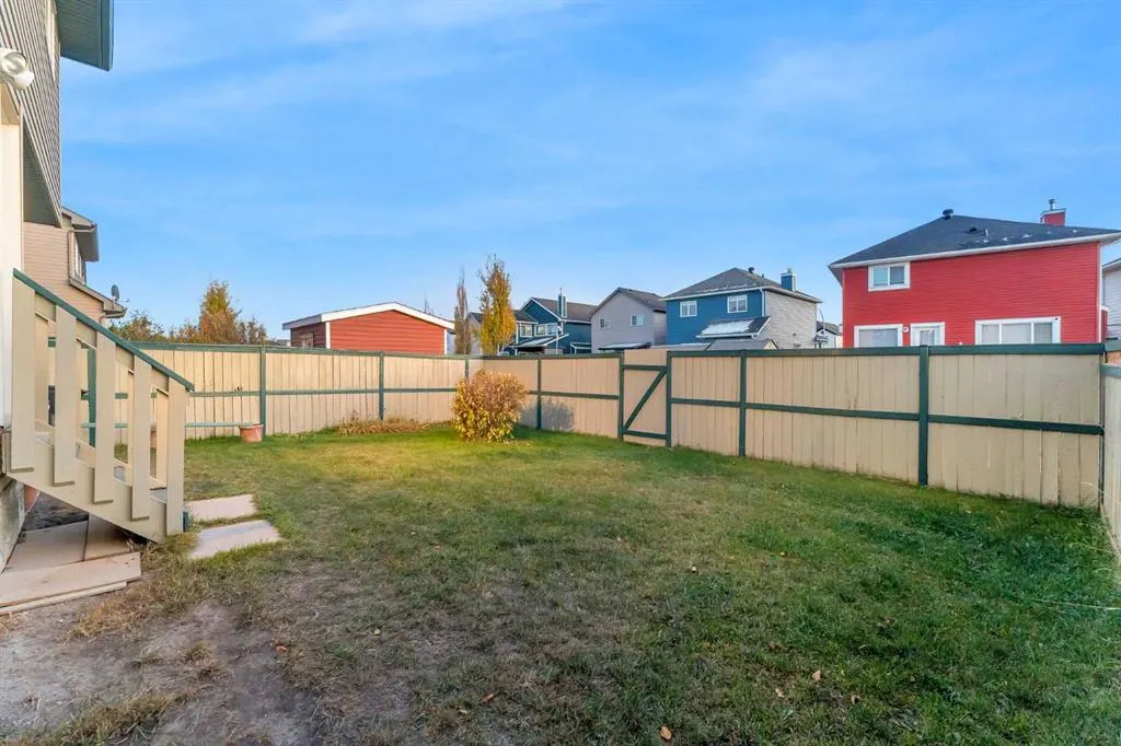 15 Saddletree Drive NE