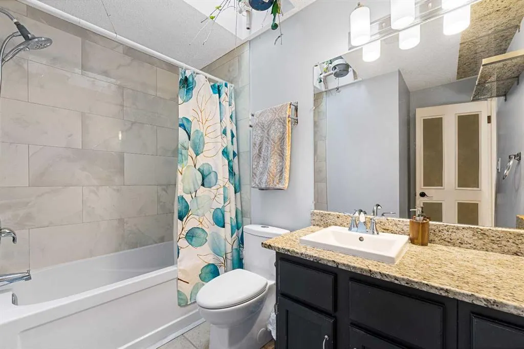 51 Bearberry Bay NW