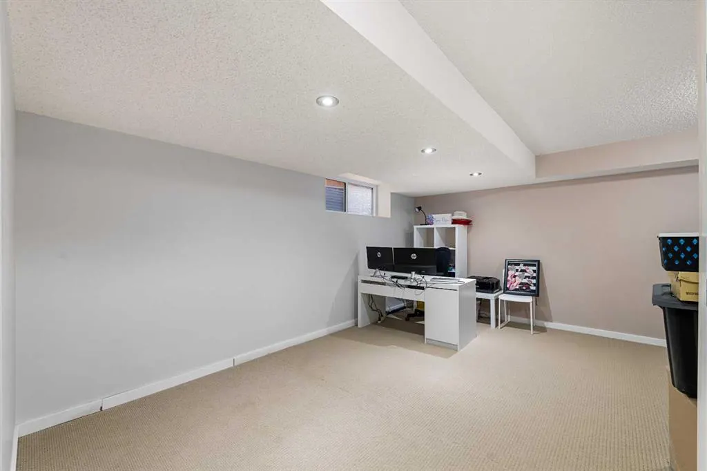 48 Silverado Range Close SW