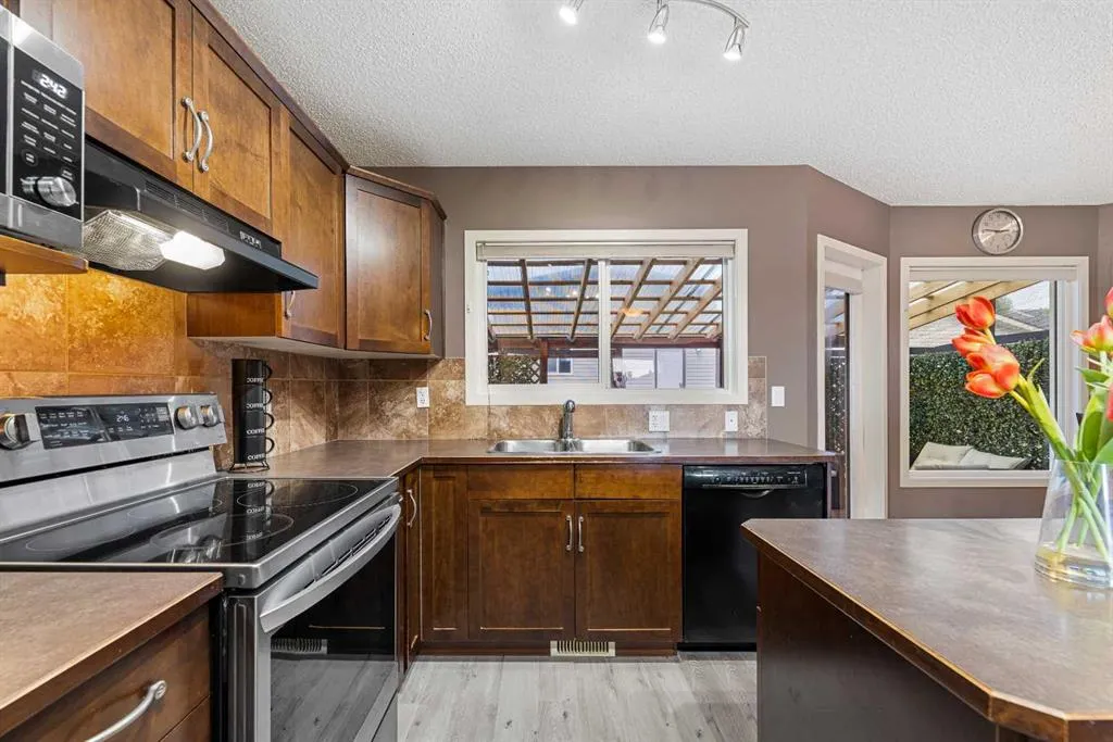 48 Silverado Range Close SW