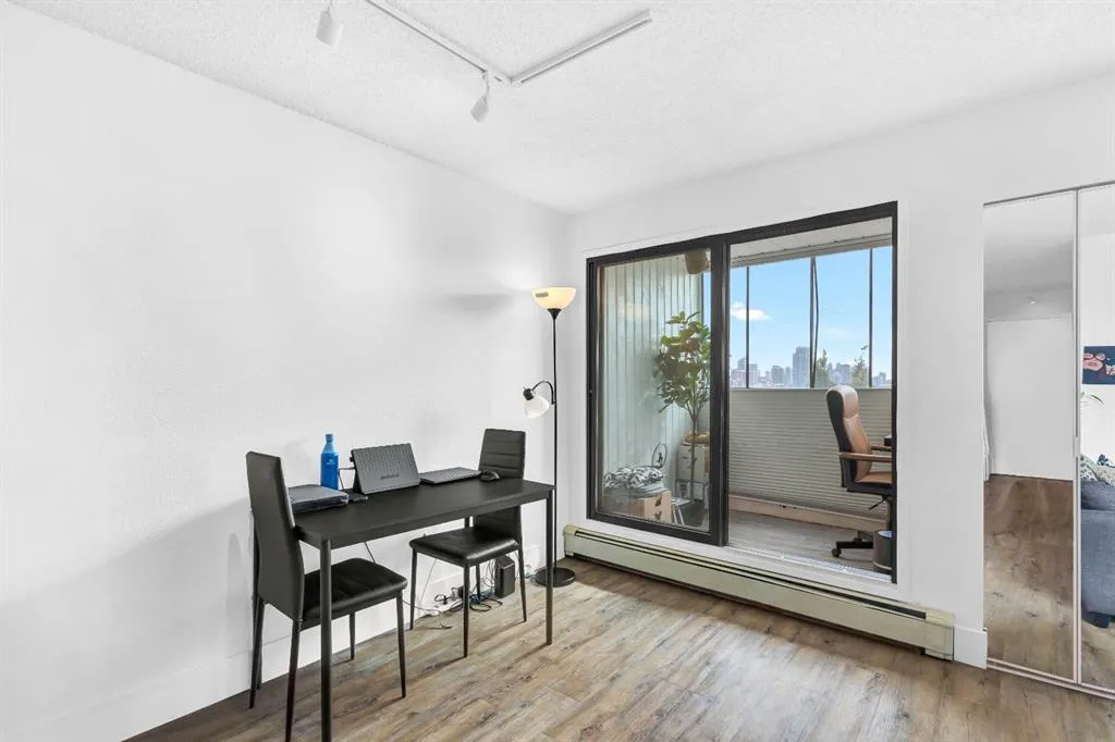 2130 17 Street SW, #304