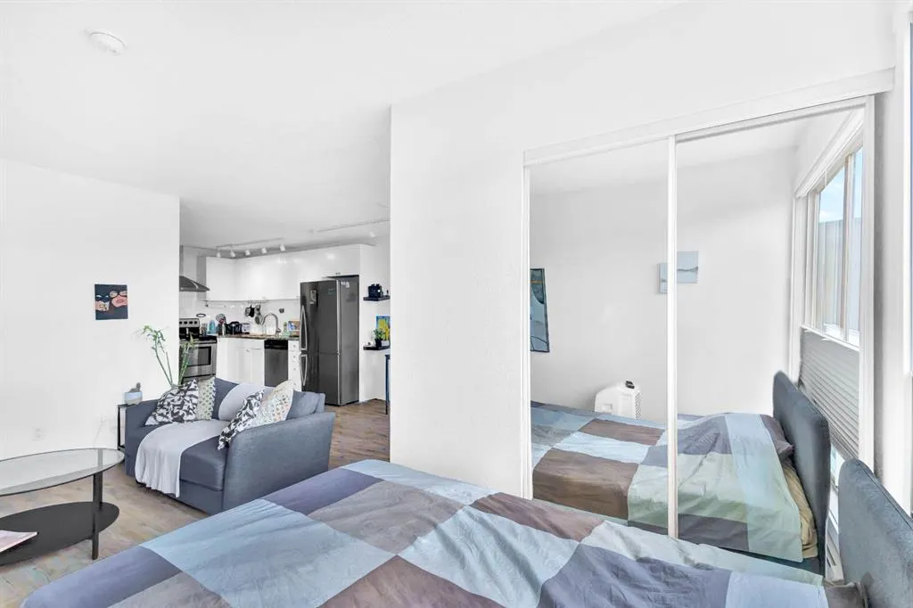 2130 17 Street SW, #304