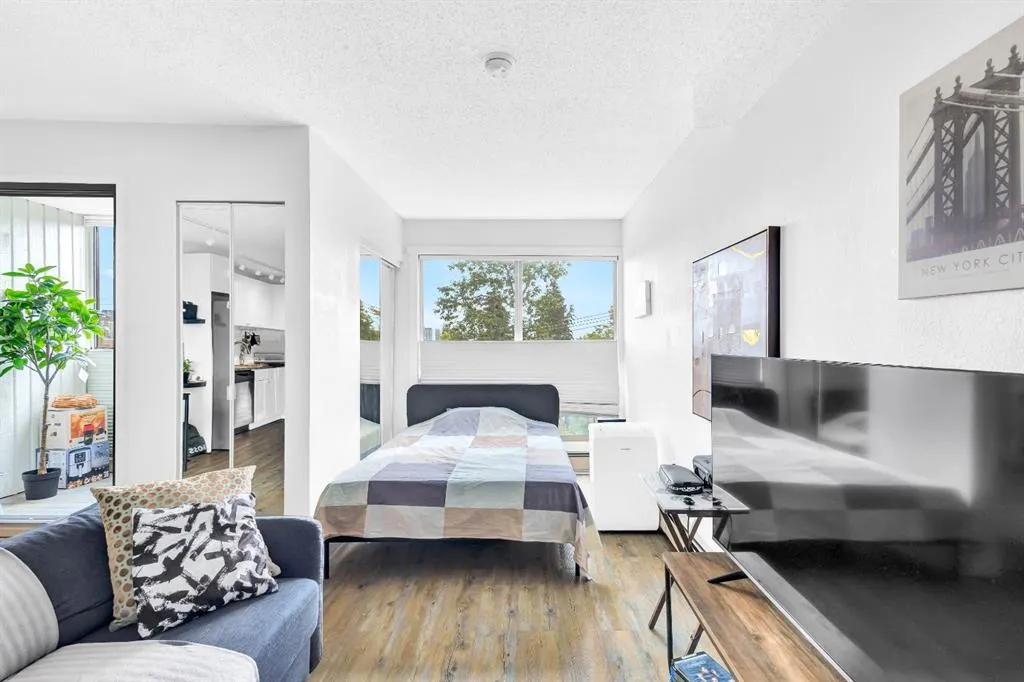 2130 17 Street SW, #304