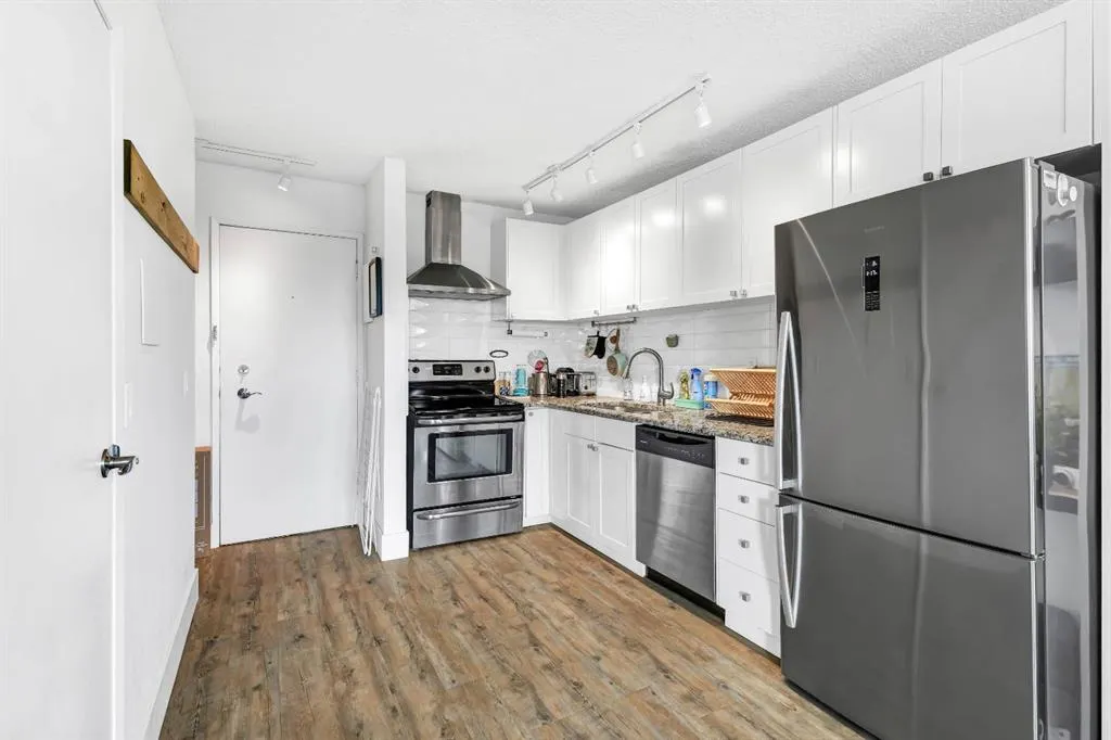 2130 17 Street SW, #304