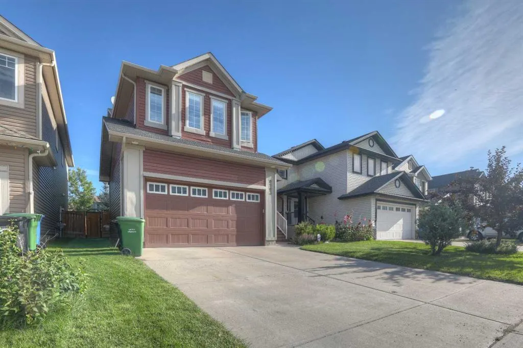 8903 Royal Oak Way NW